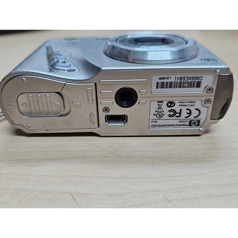 HP Photosmart M525 digital camera. Tested works